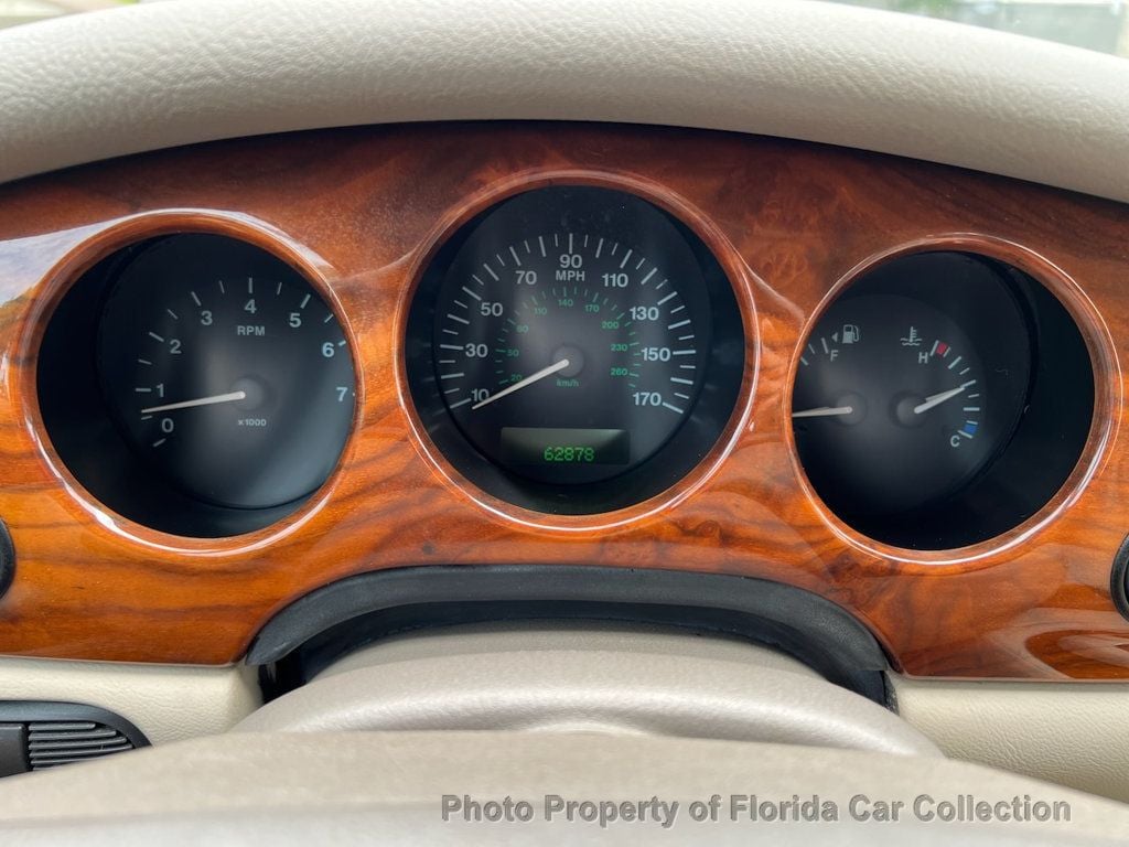 2000 Jaguar XJ XJ8 Sedan - 22856045 - 48