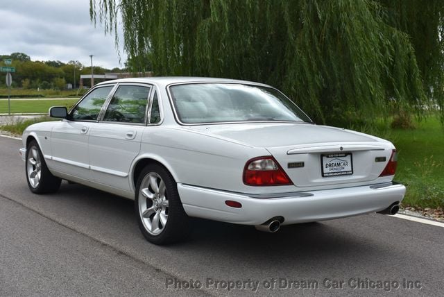 2000 Jaguar XJ XJ-R  - 23082538 - 4