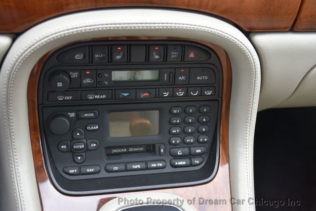 2000 Jaguar XJ XJ-R  - 23082538 - 72