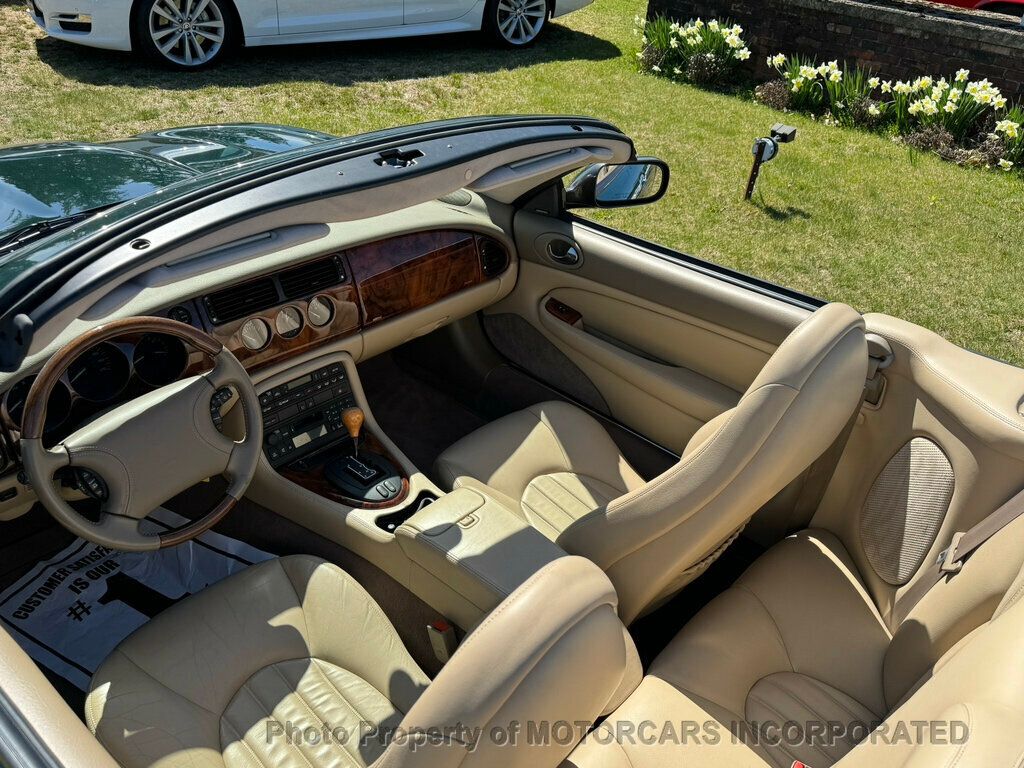 2000 Jaguar XK8 2dr Convertible - 22401248 - 10