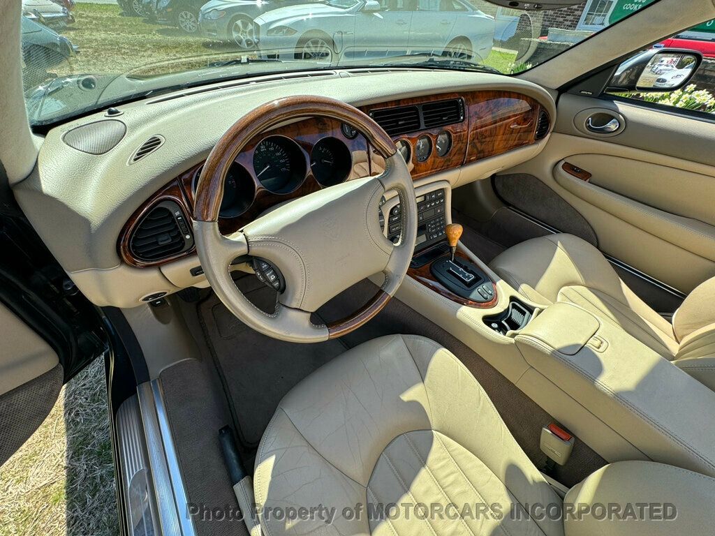 2000 Jaguar XK8 2dr Convertible - 22401248 - 13
