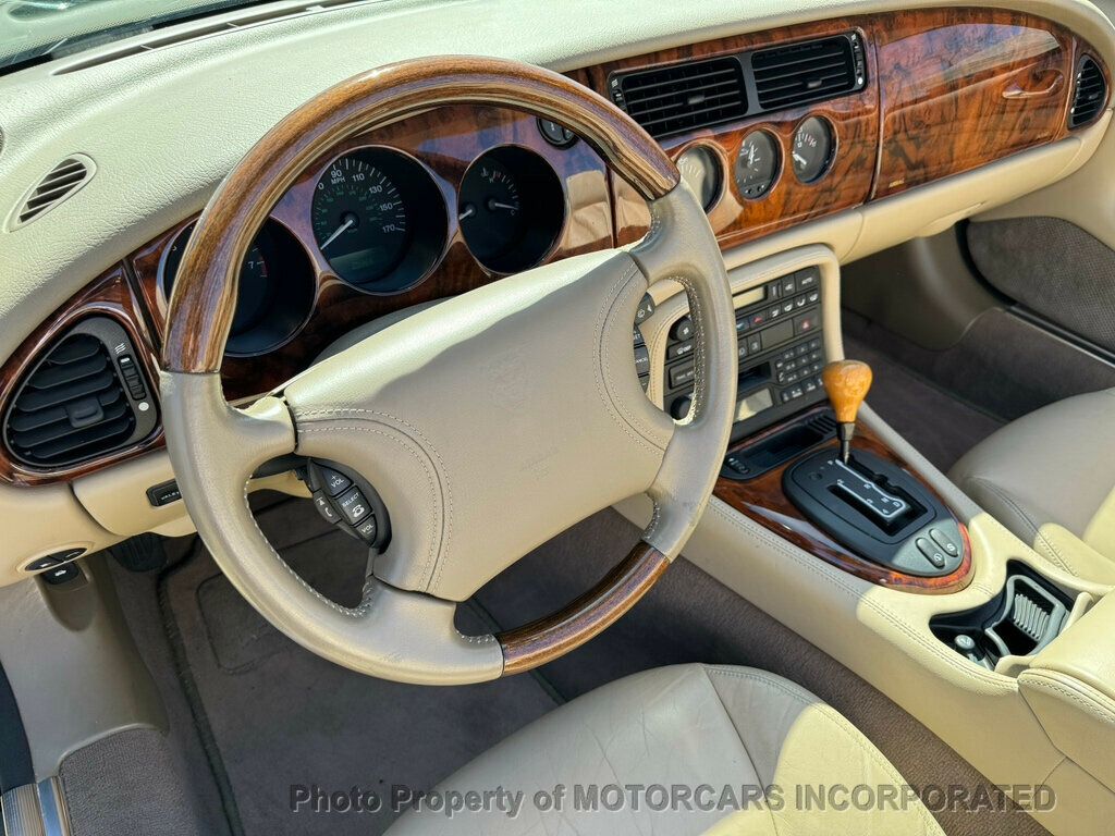 2000 Jaguar XK8 2dr Convertible - 22401248 - 14