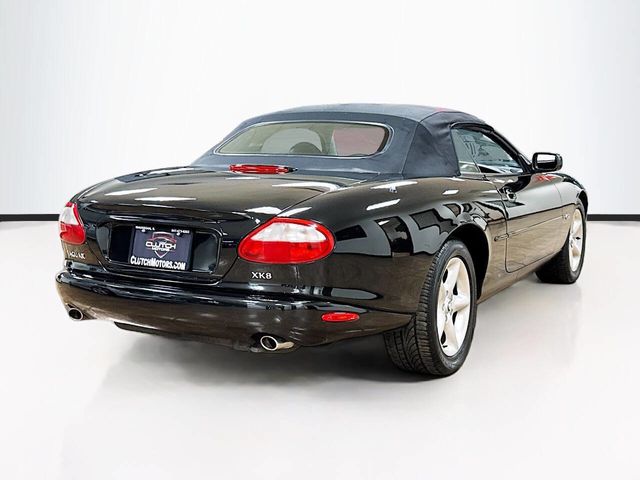 2000 Jaguar XK8 2dr Convertible - 22968944 - 11