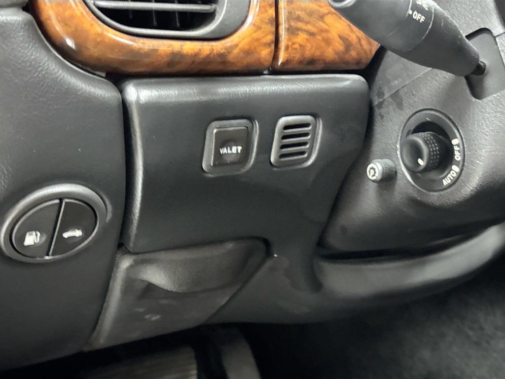 2000 Jaguar XK8 2dr Convertible - 22968944 - 15