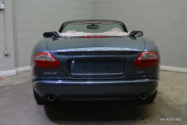 2000 Jaguar XK8 2dr Convertible - 23072140 - 19