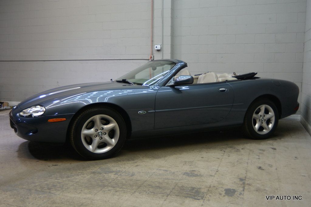 2000 Jaguar XK8 2dr Convertible - 23072140 - 3