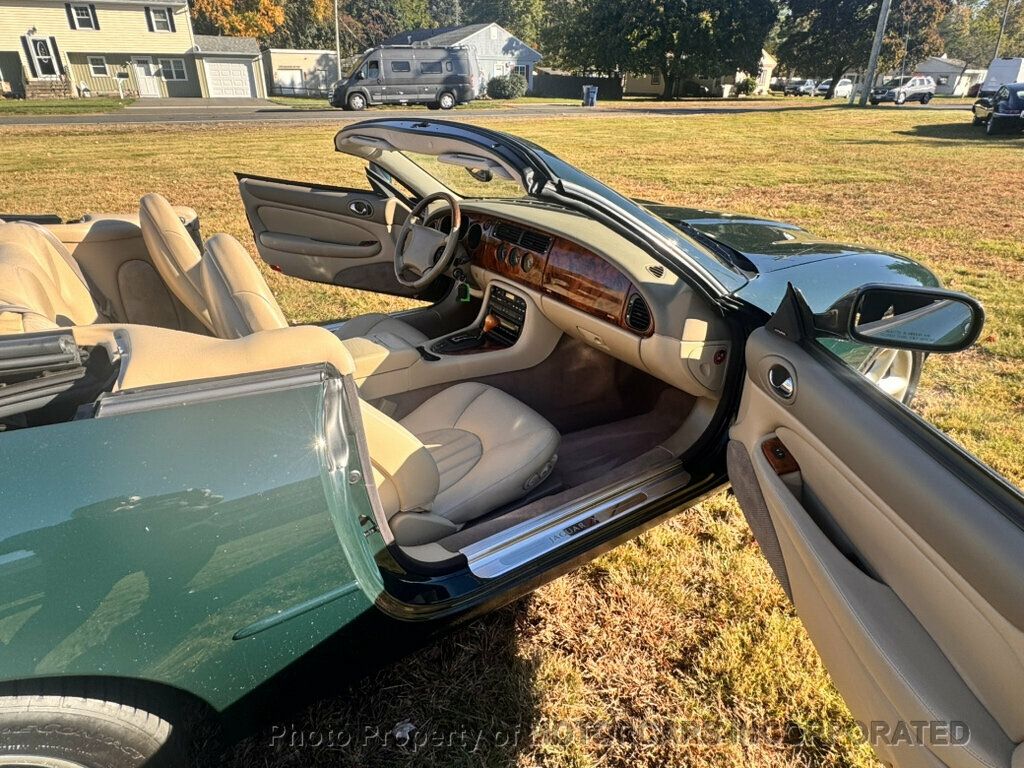 2000 Jaguar XK8 ONLY 30K MILES!! WOW!  - 23097428 - 11