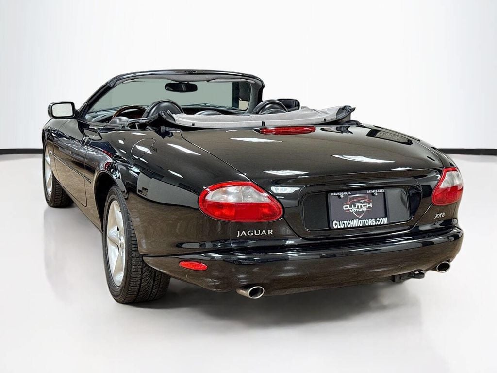 2000 Jaguar XK-Series XK8 2dr Convertible - 22968944 - 7
