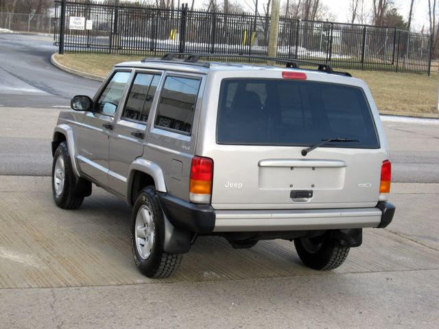 2000 Jeep Cherokee 4dr Sport 4WD - 22747740 - 11