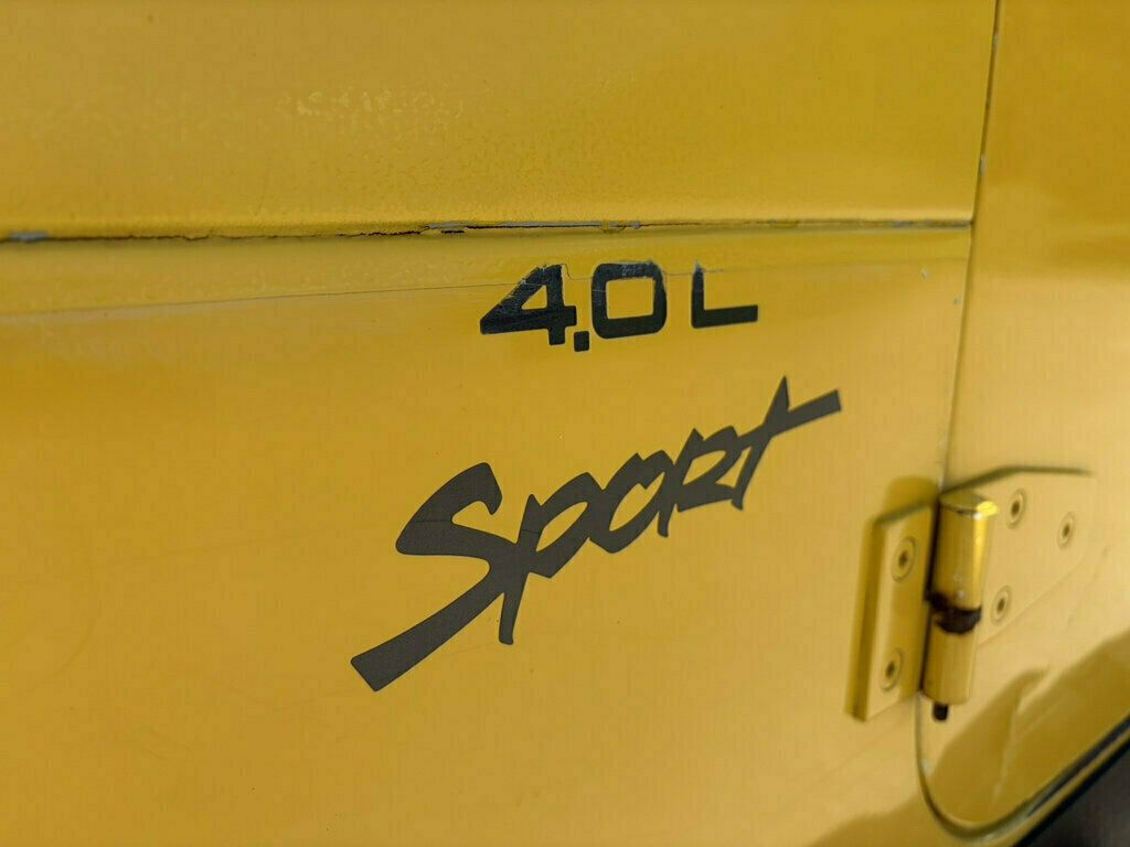 2000 Jeep Wrangler 2dr Sport - 23068343 - 17