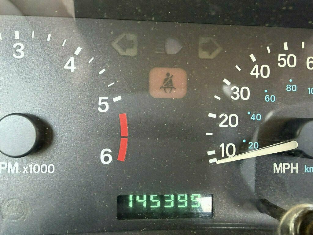 2000 Jeep Wrangler 2dr Sport - 23068343 - 26