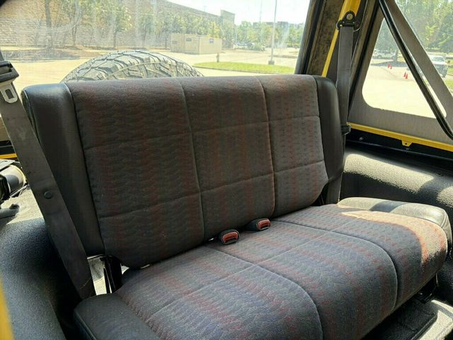 2000 Jeep Wrangler 2dr Sport - 23068343 - 33