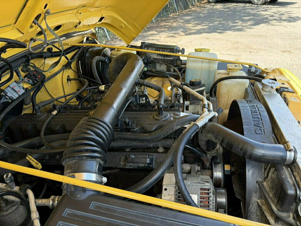 2000 Jeep Wrangler 2dr Sport - 23068343 - 39