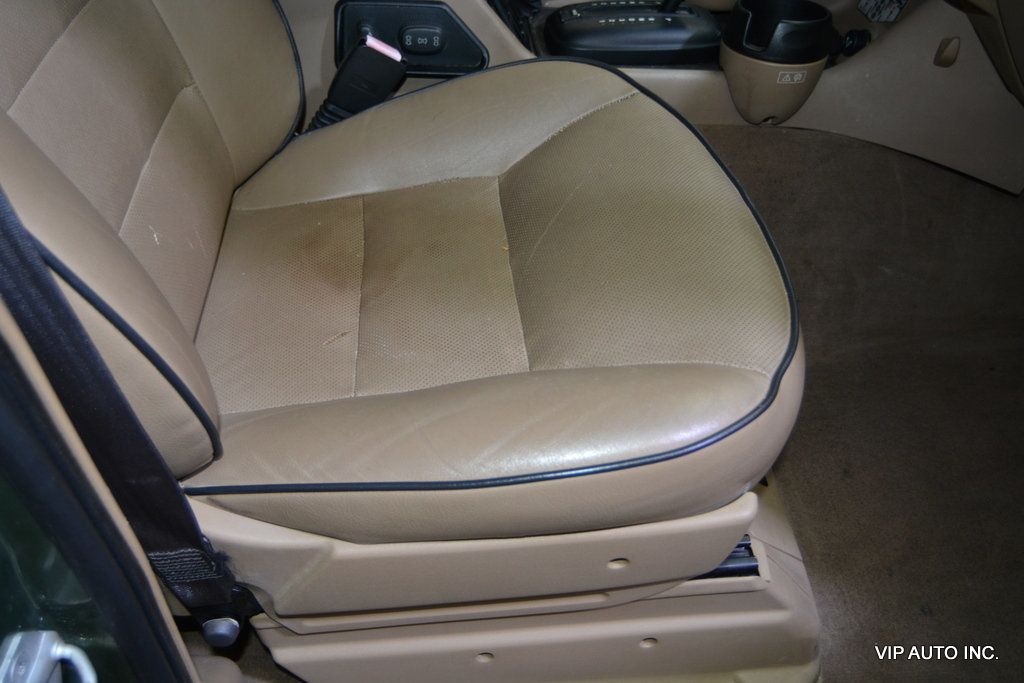 2000 Land Rover Discovery Series II 4dr Wagon w/Leather - 22410169 - 17