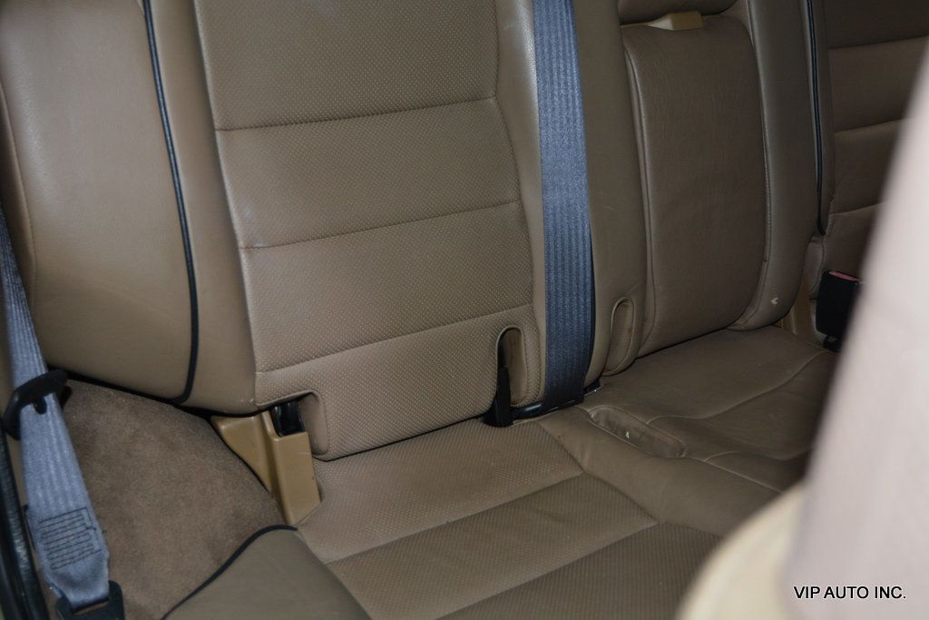 2000 Land Rover Discovery Series II 4dr Wagon w/Leather - 22410169 - 23