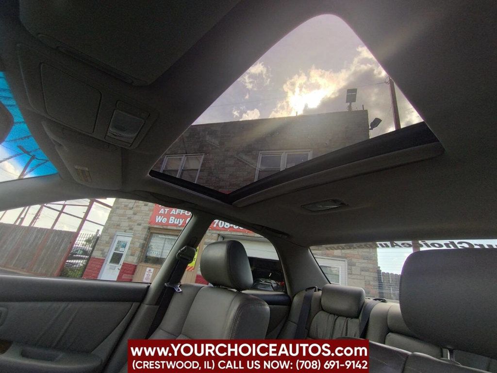 2000 Lexus ES 300 4dr Sedan - 22876997 - 21