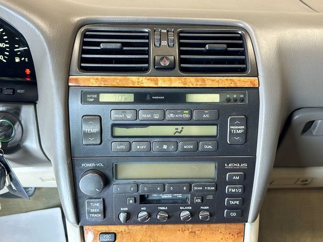 2000 Lexus LS 400 4dr Sedan - 23090447 - 26