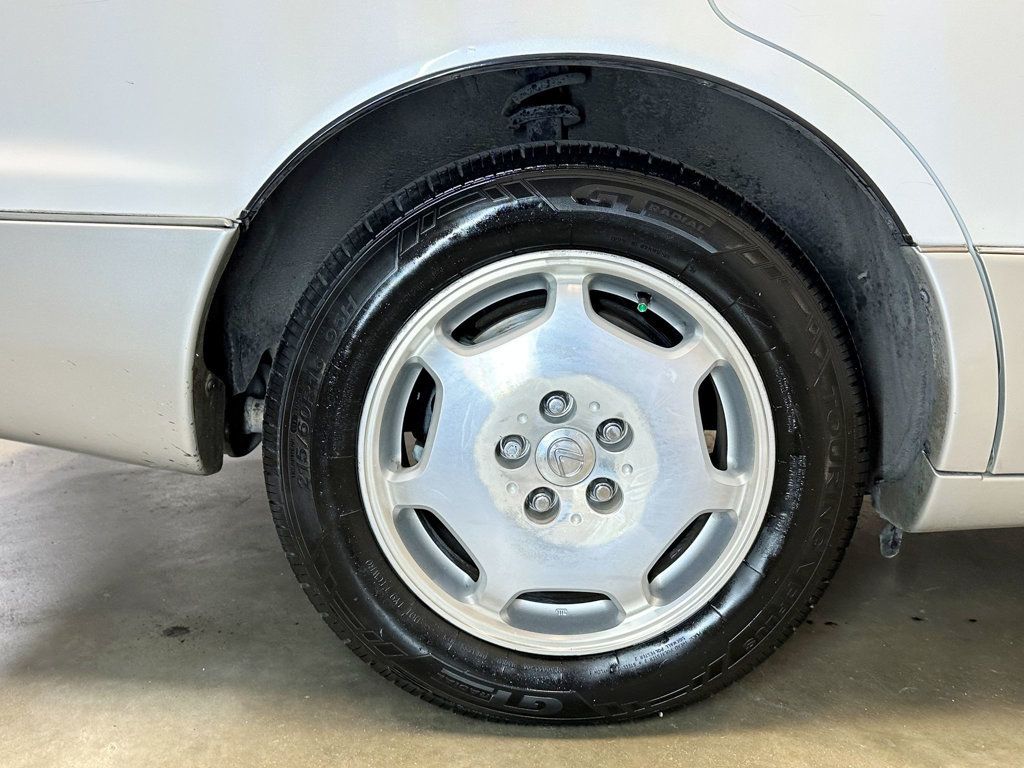 2000 Lexus LS 400 4dr Sedan - 23090447 - 37