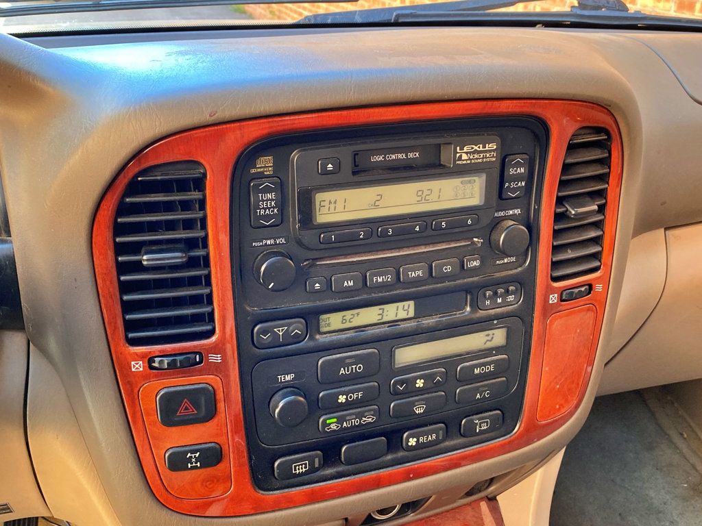 2000 Lexus LX 470 4dr SUV - 23017579 - 10