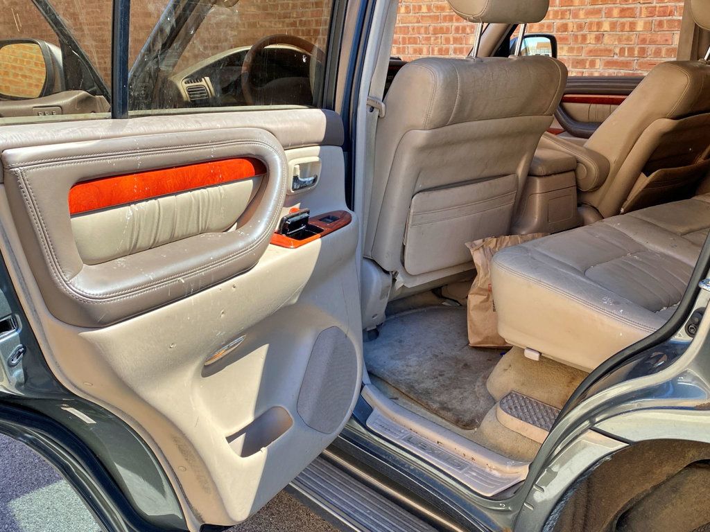 2000 Lexus LX 470 4dr SUV - 23017579 - 12