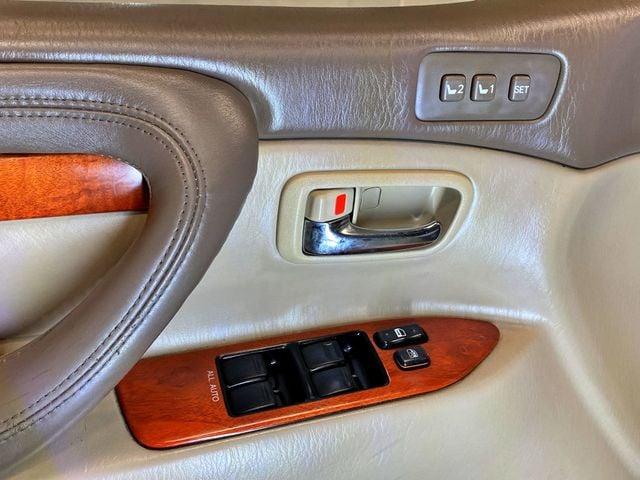 2000 Lexus LX 470 4dr SUV - 23017579 - 18