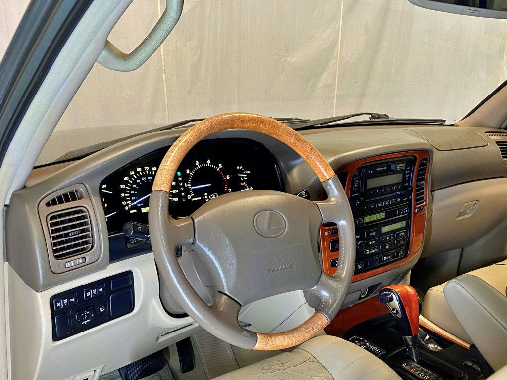 2000 Lexus LX 470 4dr SUV - 23017579 - 21