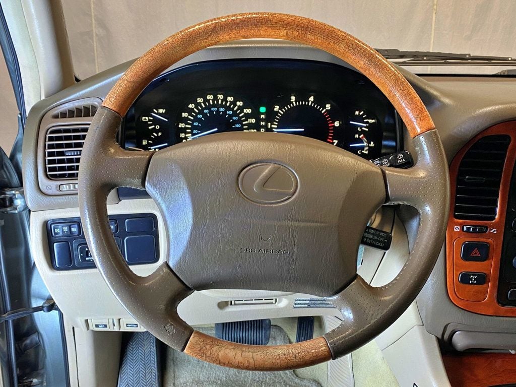 2000 Lexus LX 470 4dr SUV - 23017579 - 23