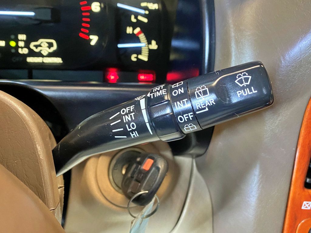 2000 Lexus LX 470 4dr SUV - 23017579 - 27