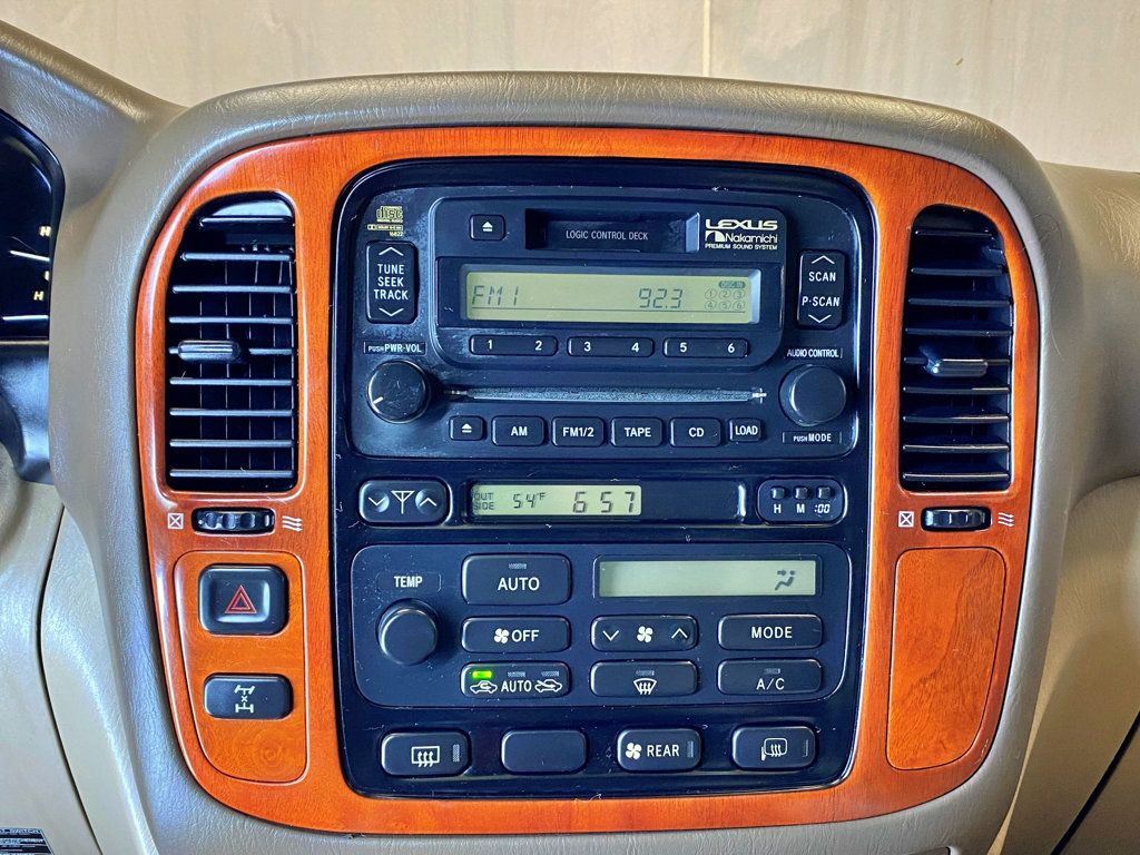 2000 Lexus LX 470 4dr SUV - 23017579 - 30