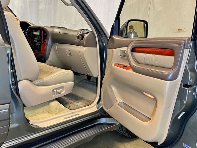 2000 Lexus LX 470 4dr SUV - 23017579 - 38