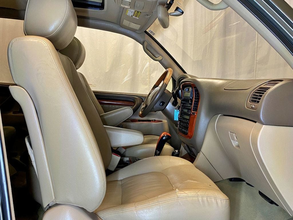 2000 Lexus LX 470 4dr SUV - 23017579 - 40
