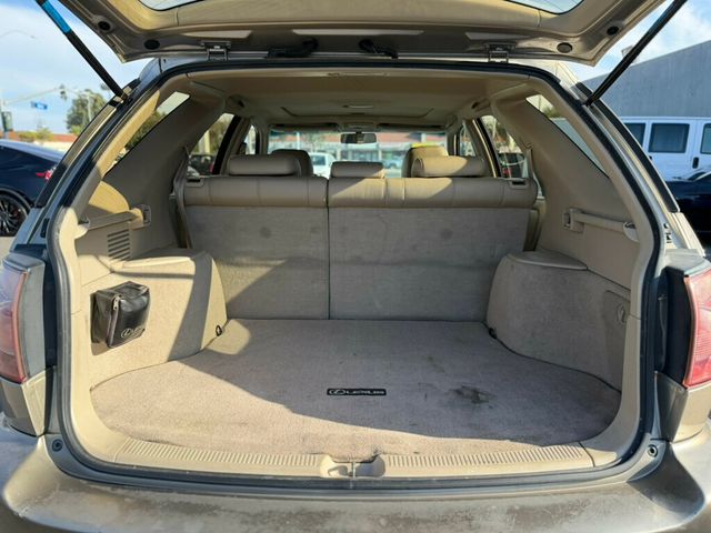 2000 Lexus RX 300 4dr SUV - 23037547 - 17