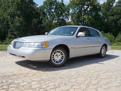 2000 lincoln town car cartier center cap