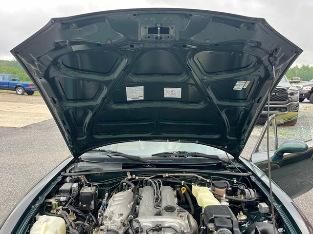 2000 Mazda MX-5 Miata Recently Traded back in from a family Member - 23050003 - 19