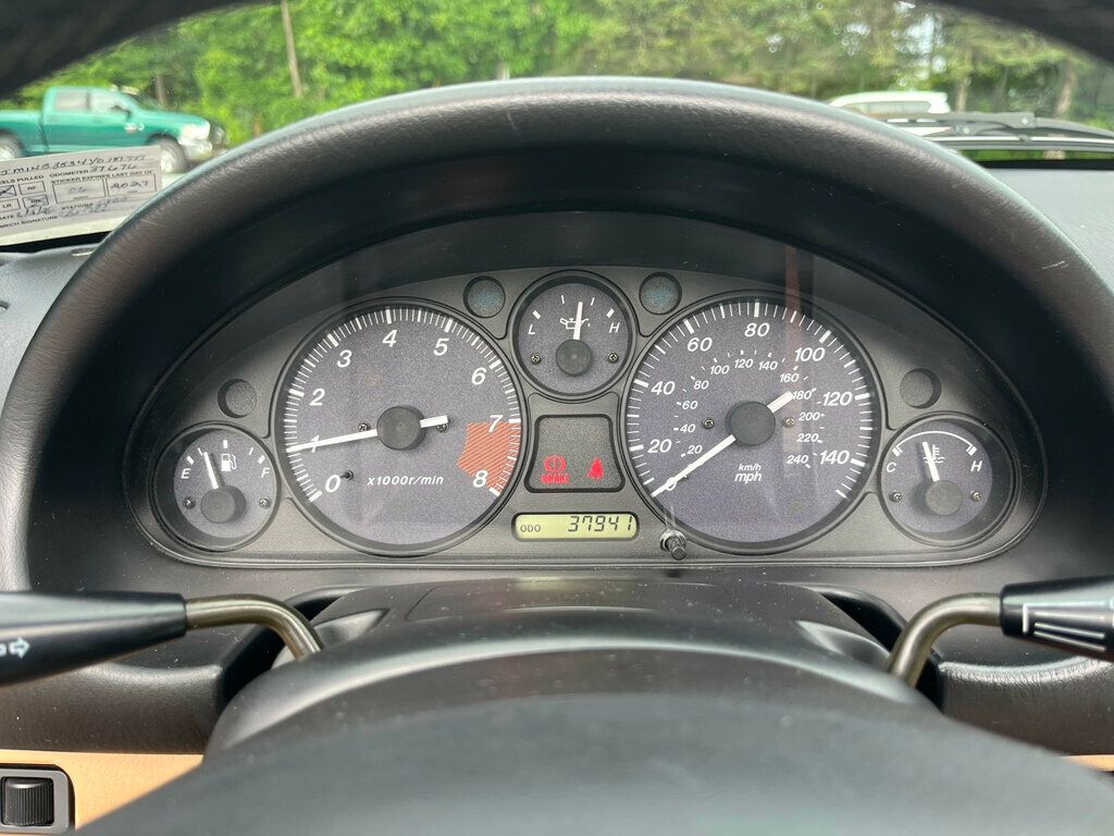 2000 Mazda MX-5 Miata Recently Traded back in from a family Member - 23050003 - 21