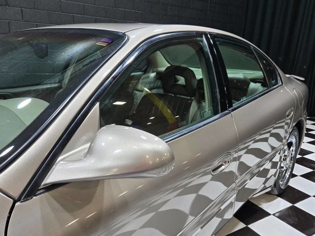 2000 Pontiac Bonneville 4dr Sedan SSEi - 22975788 - 26