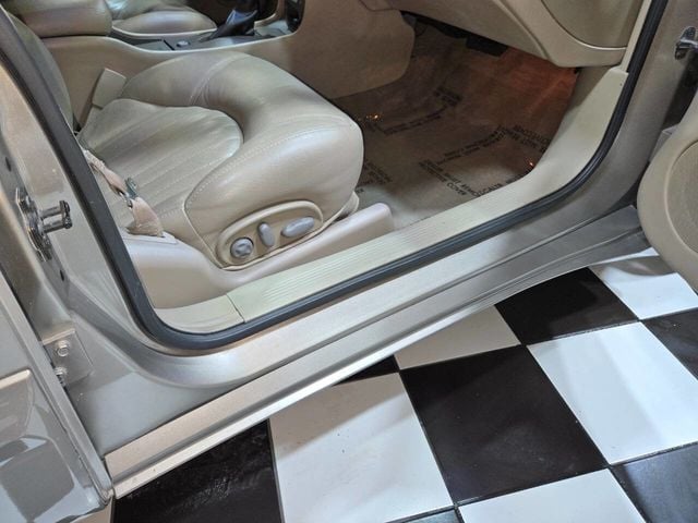 2000 Pontiac Bonneville 4dr Sedan SSEi - 22975788 - 67