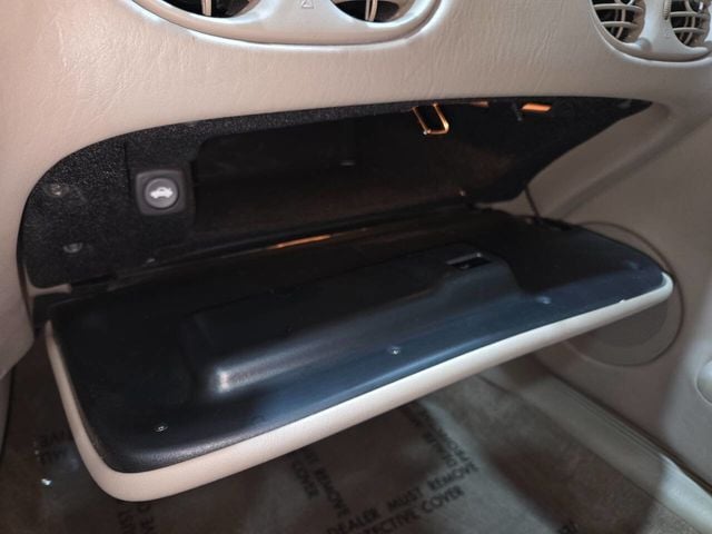 2000 Pontiac Bonneville 4dr Sedan SSEi - 22975788 - 96