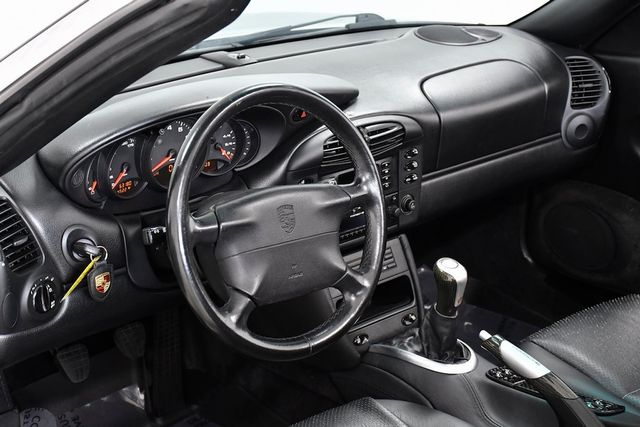 2000 Porsche 911 Carrera 2dr Carrera 4 Cabriolet 6-Speed Manual - 23037799 - 7