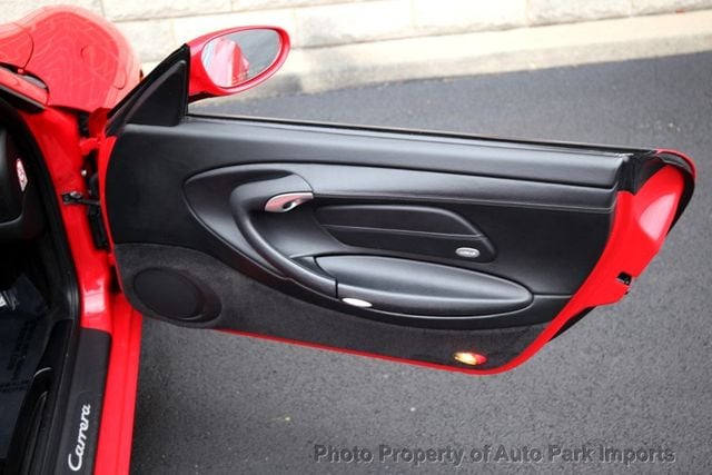 2000 Porsche 911 Carrera 2dr Carrera 4 Cabriolet w/Tiptronic - 22929567 - 31