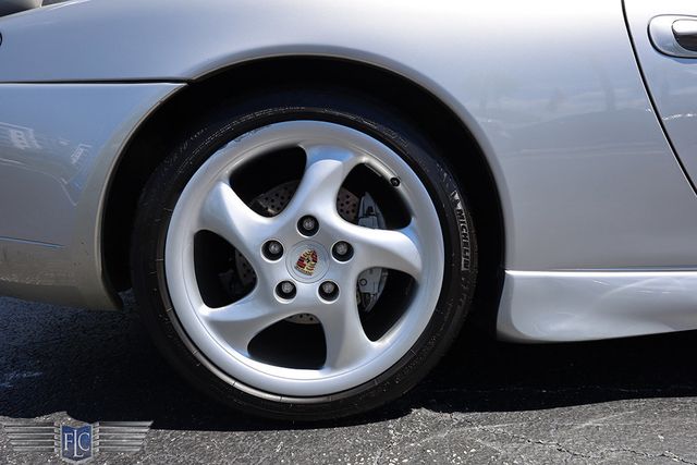 2000 Porsche 911 Carrera 2dr Carrera 4 Coupe w/Tiptronic - 23086843 - 29