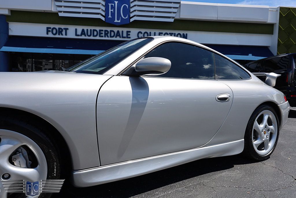 2000 Porsche 911 Carrera 2dr Carrera 4 Coupe w/Tiptronic - 23086843 - 8