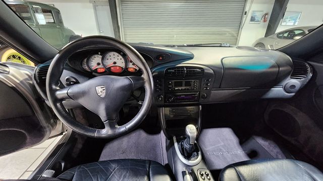 2000 Porsche 911 Carrera 2dr Carrera Cabriolet 6-Speed Manual - 22848105 - 11