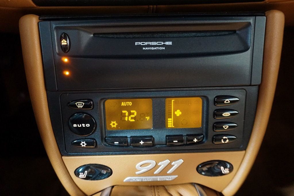 2000 Porsche 911 Carrera *911 Carrera 4 AWD* *Millennium Edition* *Violetchromaflair* - 22952758 - 23