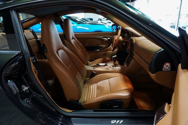 2000 Porsche 911 Carrera *911 Carrera 4 AWD* *Millennium Edition* *Violetchromaflair* - 22952758 - 33