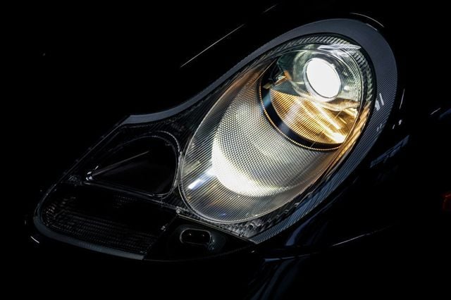 2000 Porsche 911 Carrera *911 Carrera 4 AWD* *Millennium Edition* *Violetchromaflair* - 22952758 - 63