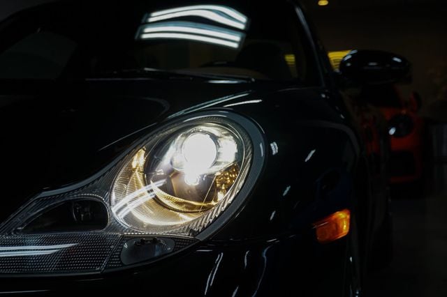 2000 Porsche 911 Carrera *911 Carrera 4 AWD* *Millennium Edition* *Violetchromaflair* - 22952758 - 67