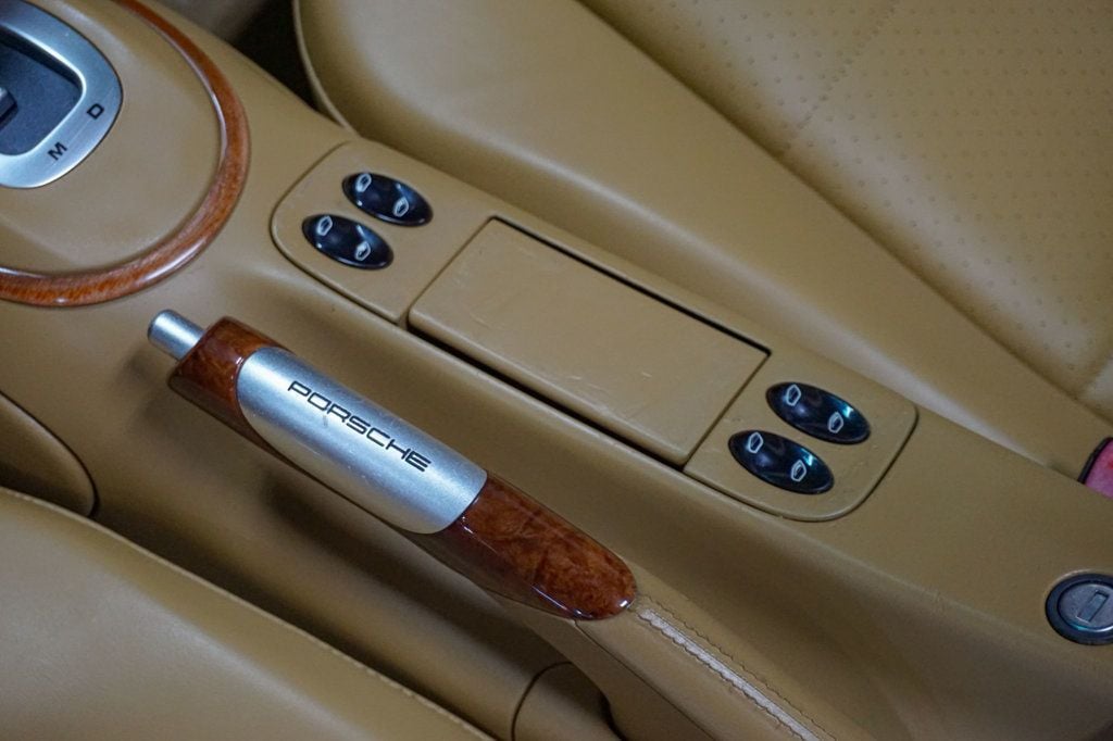 2000 Porsche 911 Cabriolet photo 55