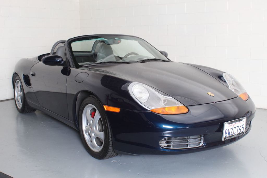 2000 Porsche Boxster 2dr Roadster Manual - 21567671 | Video 1