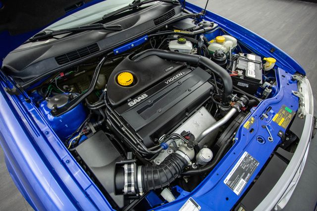 2000 Saab 9-3 2dr Convertible Viggen Manual w/Black Top - 22931445 - 41